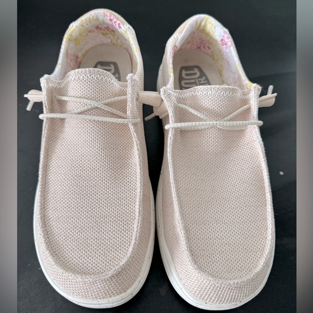 Hey Dude Wendy Rise Stretch Size 9